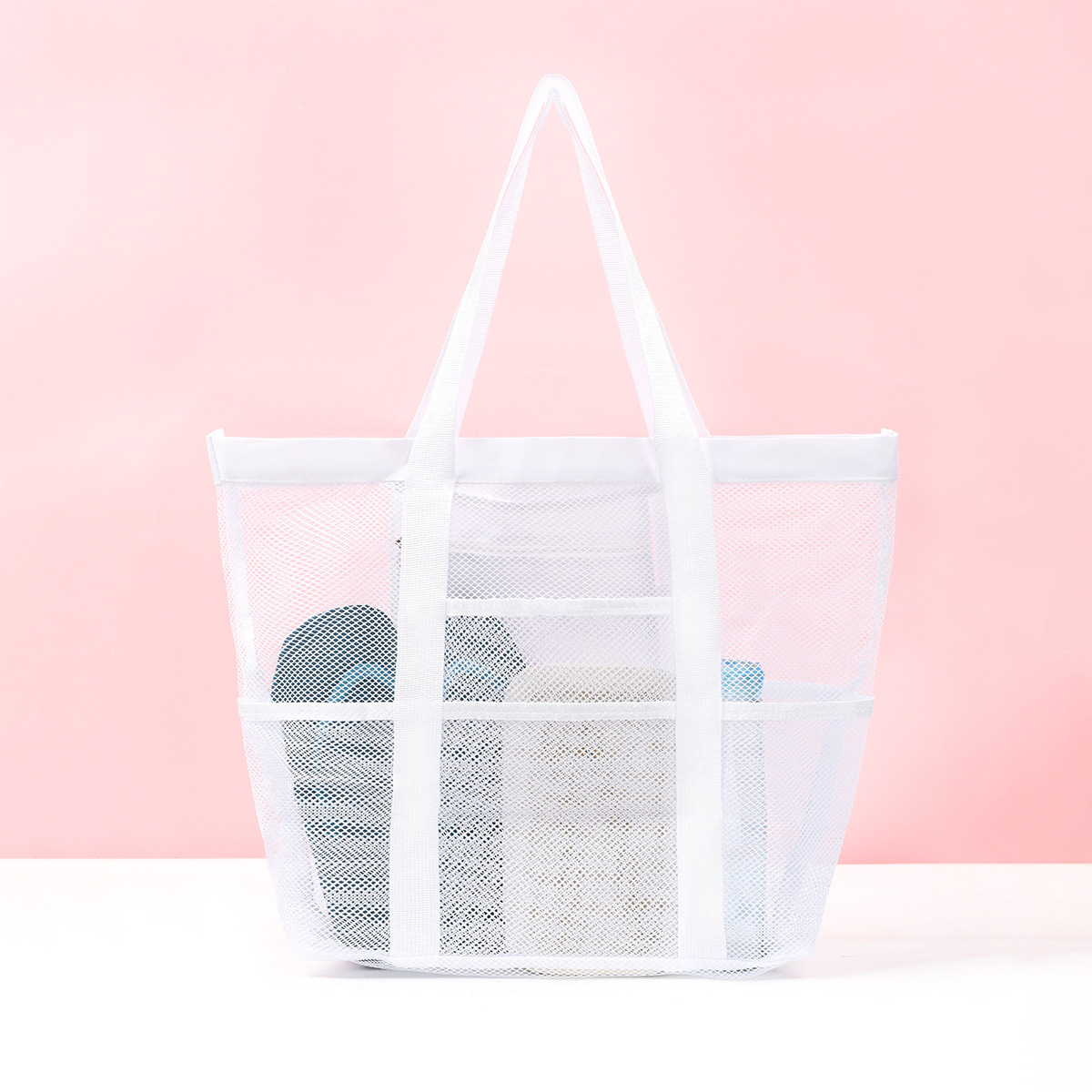 Amazon-style large-capacity toy storage 8-pocket bathroom bag, hand-held shoulder beach bag storage bag, bath bag Application Scenario