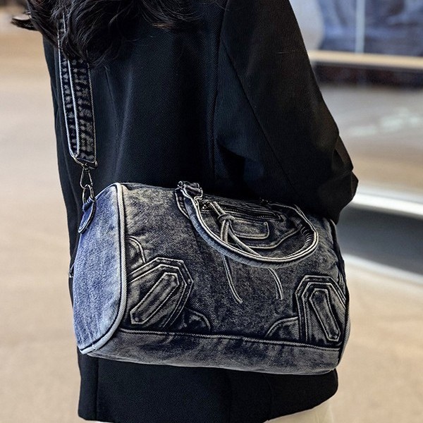 Casual 2025 New retro motorcycle bag, gradient soft surface crossbody single-shoulder bag, women's zipper tote bag, trendy handbag details Picture