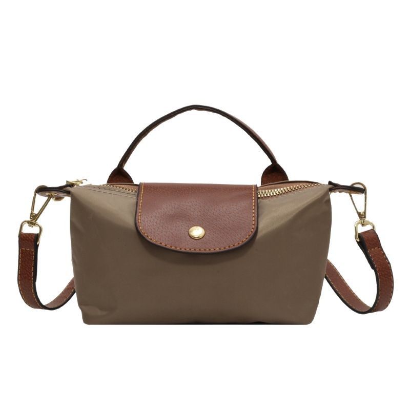 The new 2024 mini hand-held dumpling bag for women, made of nylon fabric, is a high-end nylon fabric single-shoulder crossbody phone bag Item Picture