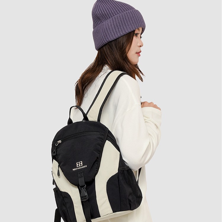 Wholesale of 2024 new fashionable, retro and high-end versatile backpacks for women, large-capacity college student schoolbags and computer bags details Picture