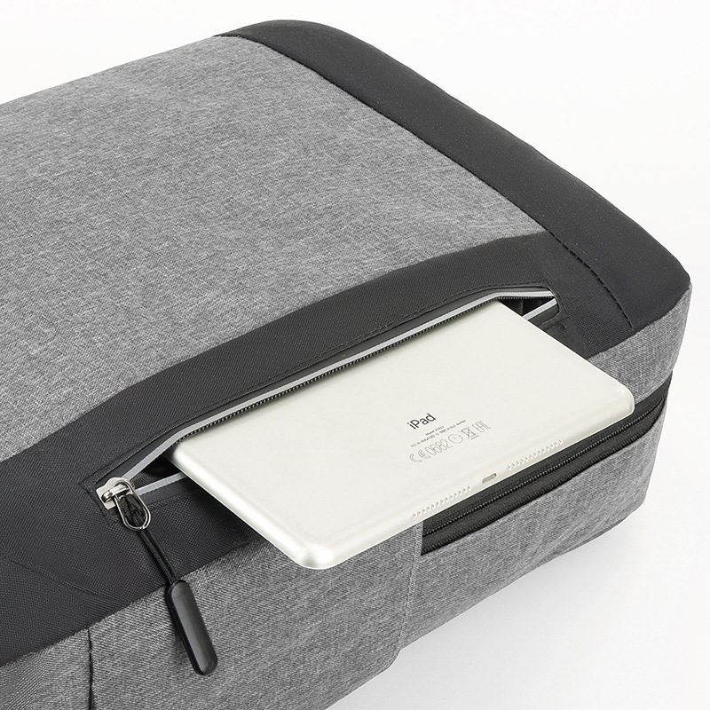 Men's waterproof Oxford fabric simple business computer bag, fashionable USB charging college student schoolbag three-piece set Application Scenario
