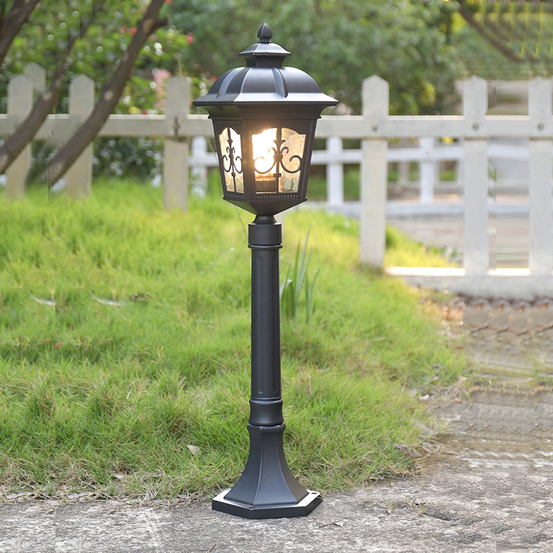 Factory direct sales of European-style outdoor lawn lights, rainproof and rust-proof garden lights, garden villa park grass lights Specification drawing
