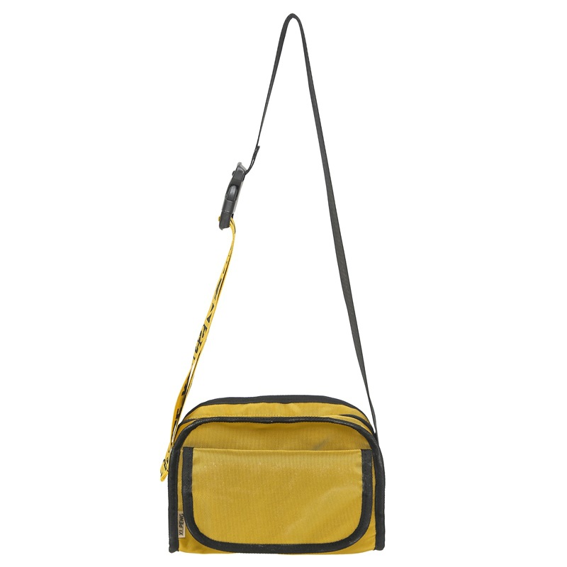 2025 New style fashionable couple single-shoulder bag with high appearance level, solid color, cool and trendy three-dimensional single-shoulder crossbody bag, casual bag Item Picture