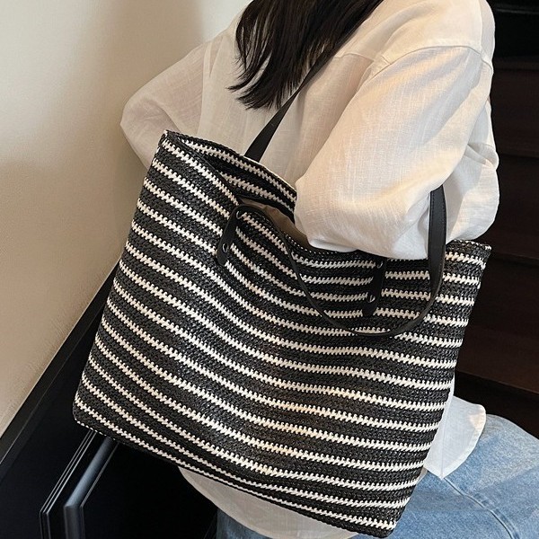 Large-capacity woven bags for women, new trendy flash checkered straw woven bags, shoulder bags, casual hand-held tote bags full figure