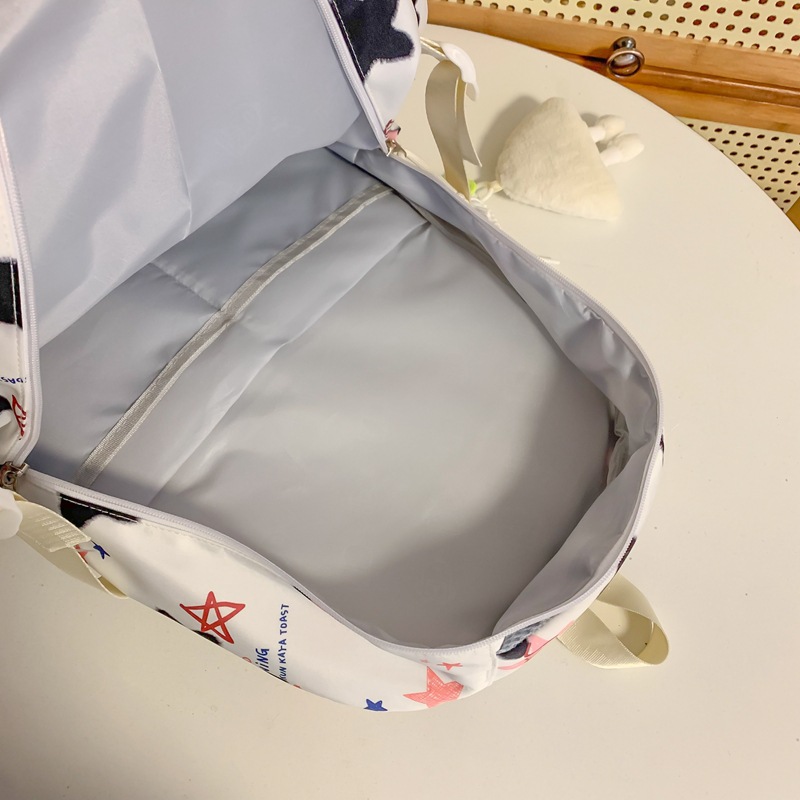 Cool and trendy backpack for junior and senior high school students, large-capacity, personalized, girlish printed travel and outdoor casual backpack Application Scenario
