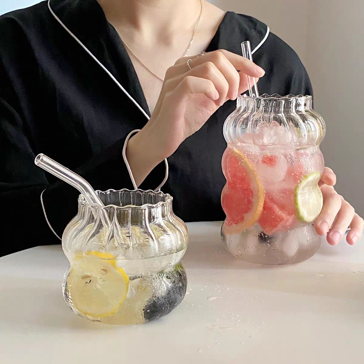 Household large-capacity fruit tea cold drink cups, chubby transparent glass cups, high-appearance-level milk tea cups, large-bellied water cups Specification drawing