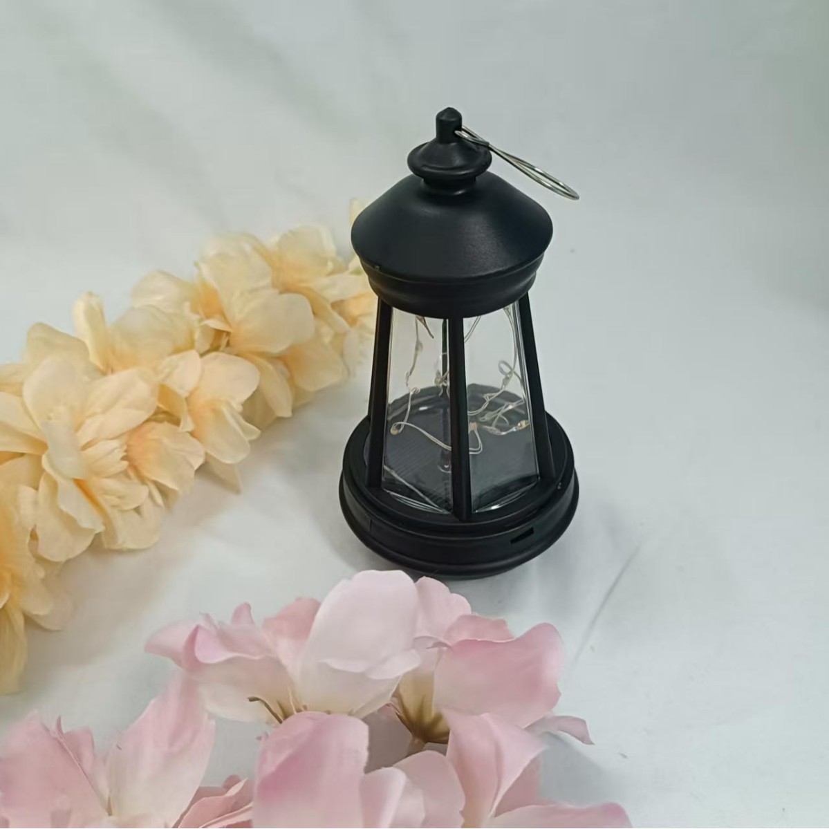 Solar night lights for villa courtyards, balconies, outdoor led lights, waterproof decorative landscape atmosphere lights, and hanging tree lights full figure