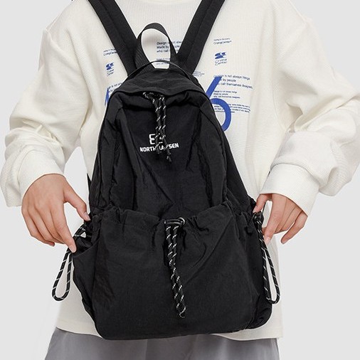 New large-capacity schoolbag for autumn and winter, "Qingbai Ni" large-capacity backpack, student backpack, outdoor sports bag full figure