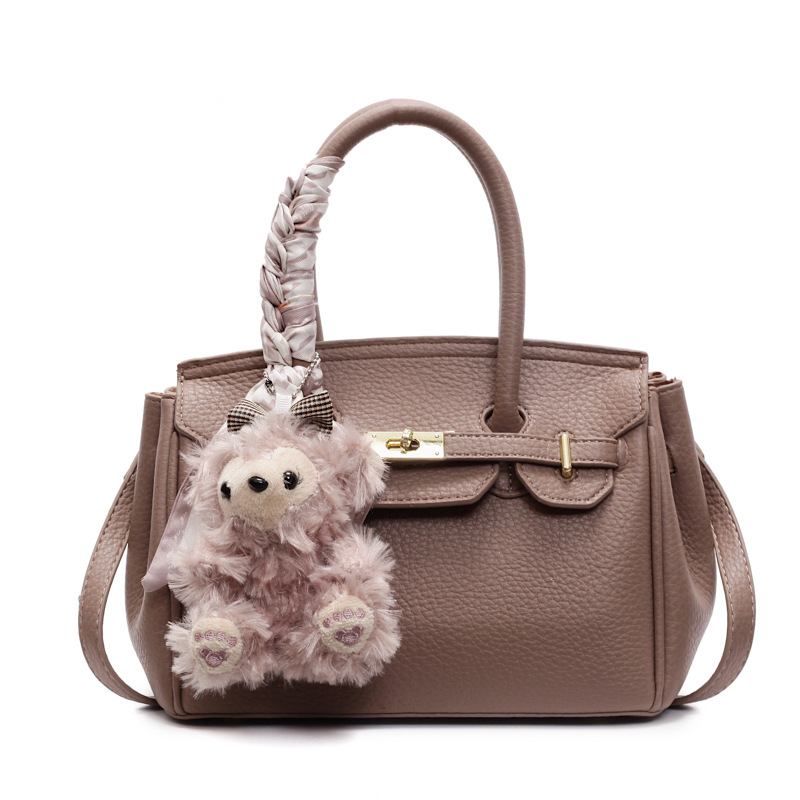 A simple and luxurious platinum handbag for women in 2025, a trendy and fashionable casual single-shoulder crossbody bag, and a versatile commuting bag Item Picture