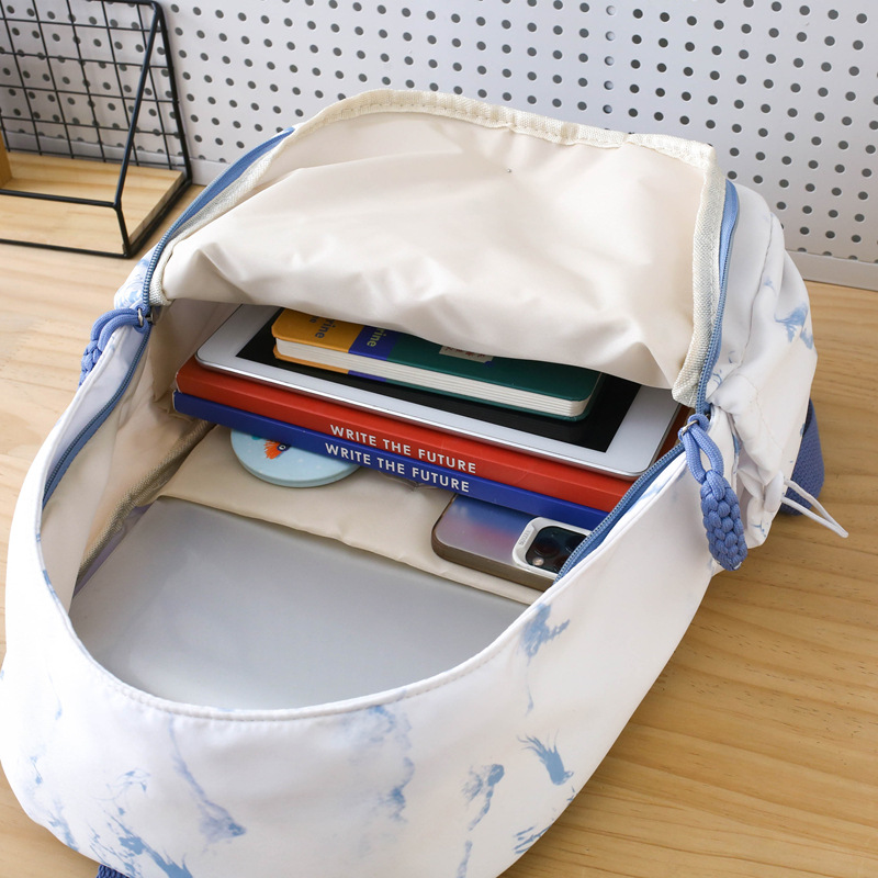 New fresh and sweet girl backpack with large capacity, simple student schoolbag, tie-dyed and printed, traditional Chinese style artistic backpack Application Scenario