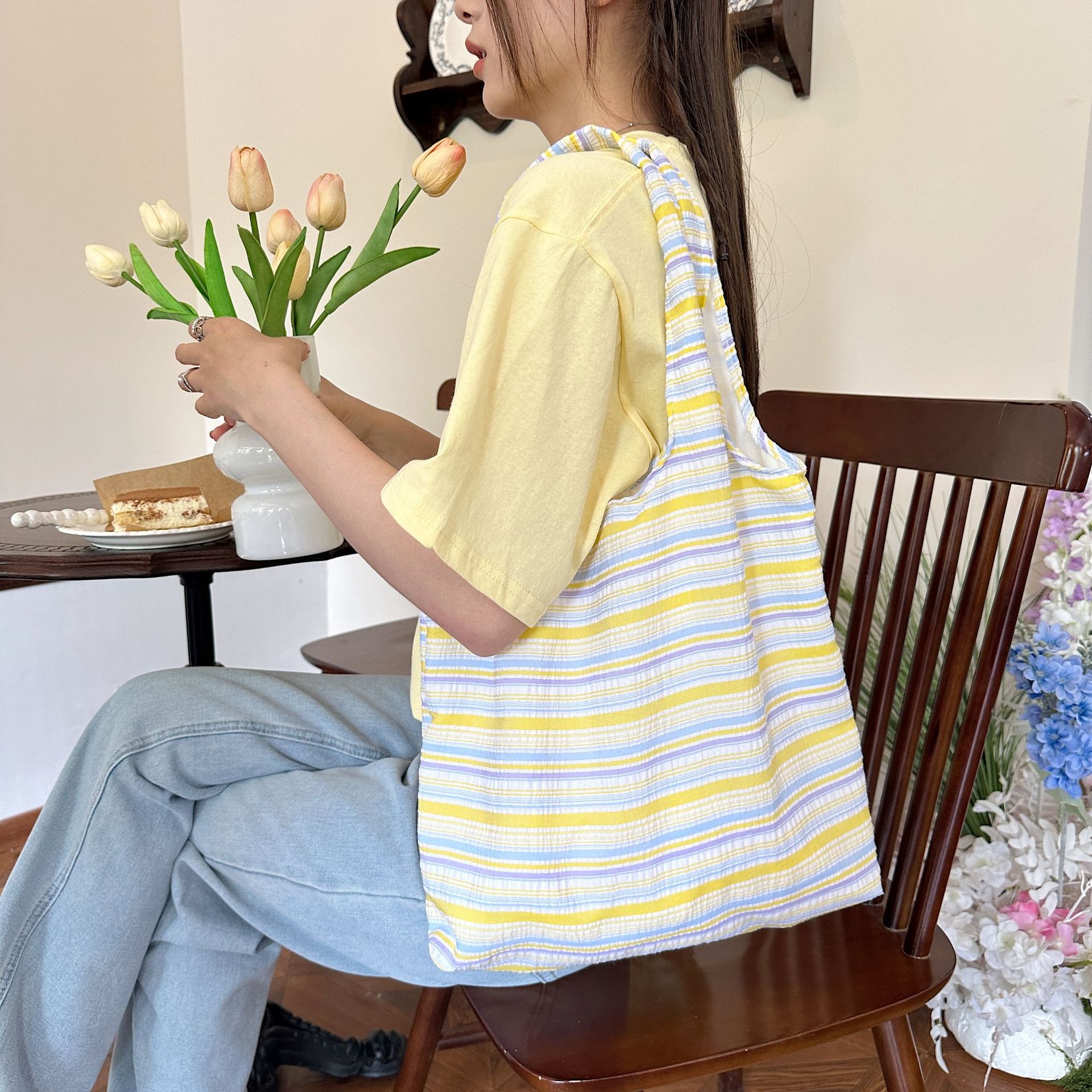 4597 Dopamine striped large-capacity vest, underarm bag, student schoolbag for class, casual summer handbag Specification drawing