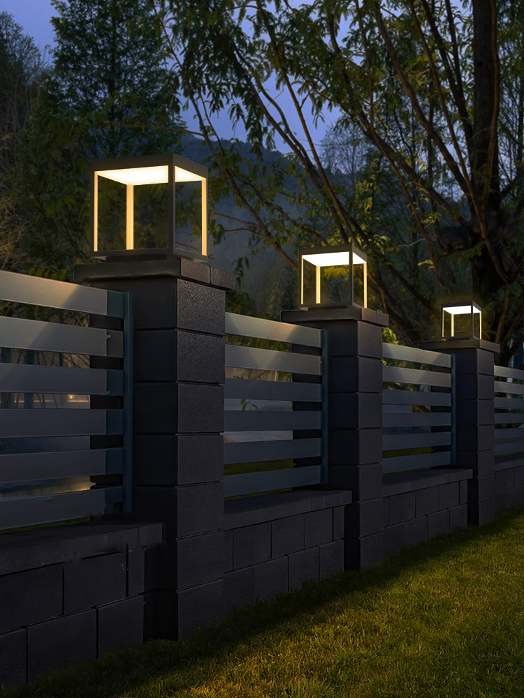 Solar garden lamps, outdoor wall lamps, waterproof garden lawn lamps, outdoor lamps, solar column head lamps, fence lamps and courtyard lamps Item Picture
