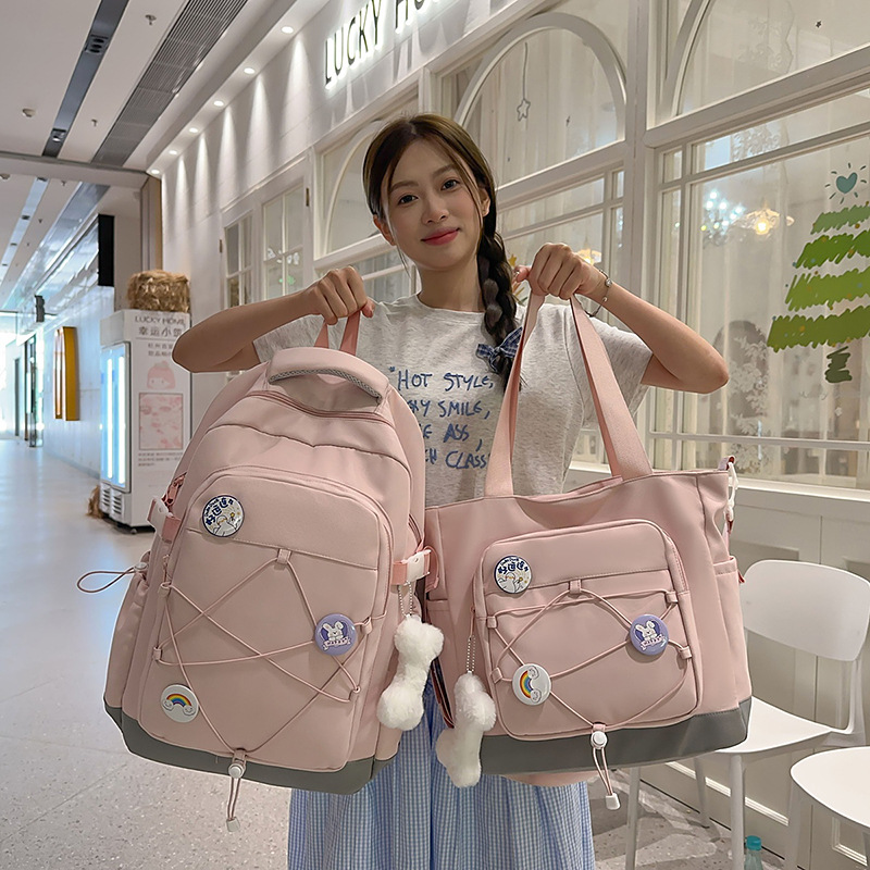 High-appearance-level schoolbags for junior high school girls, college and high school students, travel bags, large-capacity workwear backpacks, designed backpacks Application Scenario