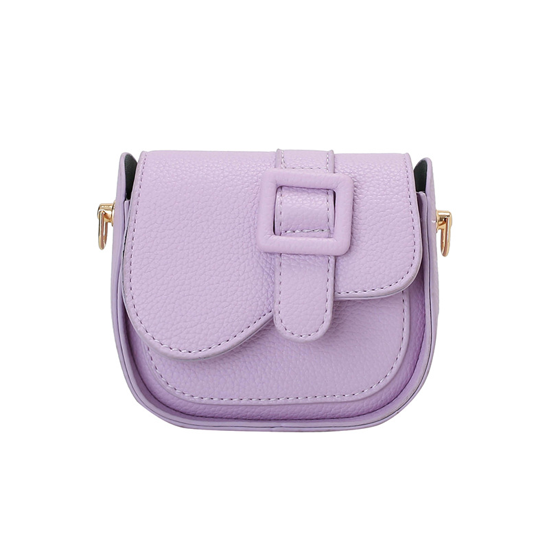 A niche and unique little chanel-style princess bag, a girl's saddle bag, a trendy Korean-style mini children's crossbody bag, a fashionable choice for going out Item Picture