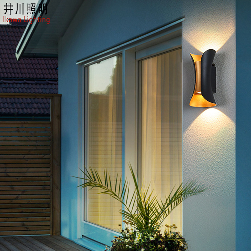 Outdoor wall lamp led outdoor waterproof dual-head top and bottom lighting simple and creative modern corridor wall lamp with plastic shell full figure