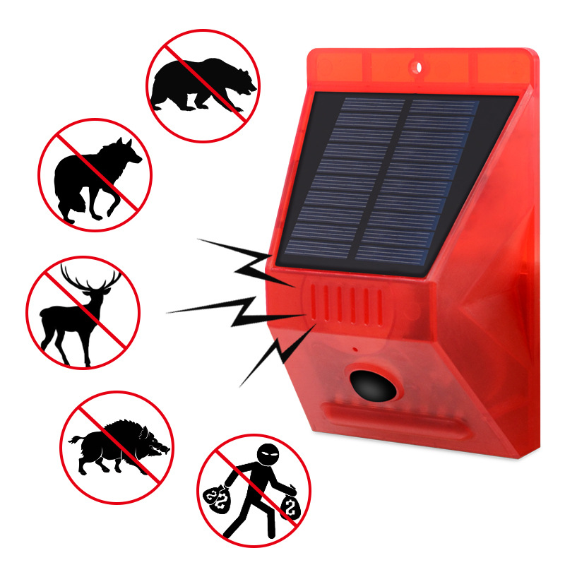 Wholesale of solar-powered sound and light alarm, remote control outdoor human body sensor light, anti-theft warning light and animal repellent full figure