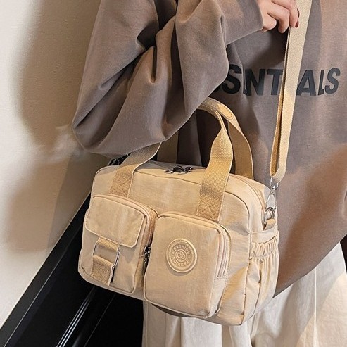 New fashionable multi-pocket women's bag, water-resistant nylon fabric bag, large-capacity hand-carry and one-shoulder crossbody bag for women going out Specification drawing