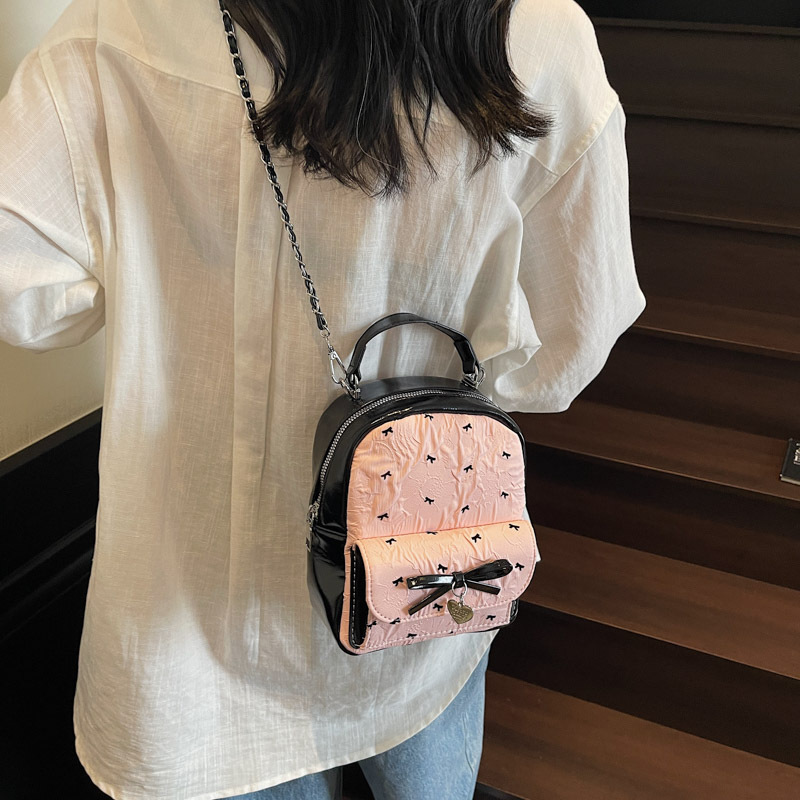 Cross-border handbag, Women's 2025 new style casual backpack, high-end chain single-shoulder bag, commuter crossbody bag Application Scenario