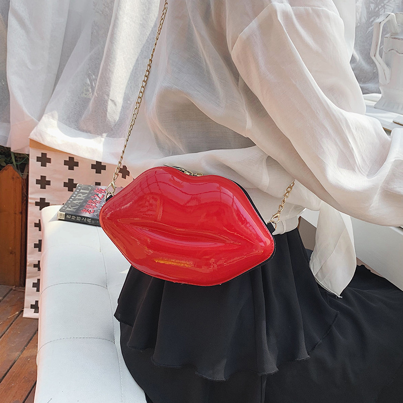 2022 New stylish Korean chic chain lip mini bag, Instagram super bag, versatile mini single-shoulder crossbody bag for women details Picture