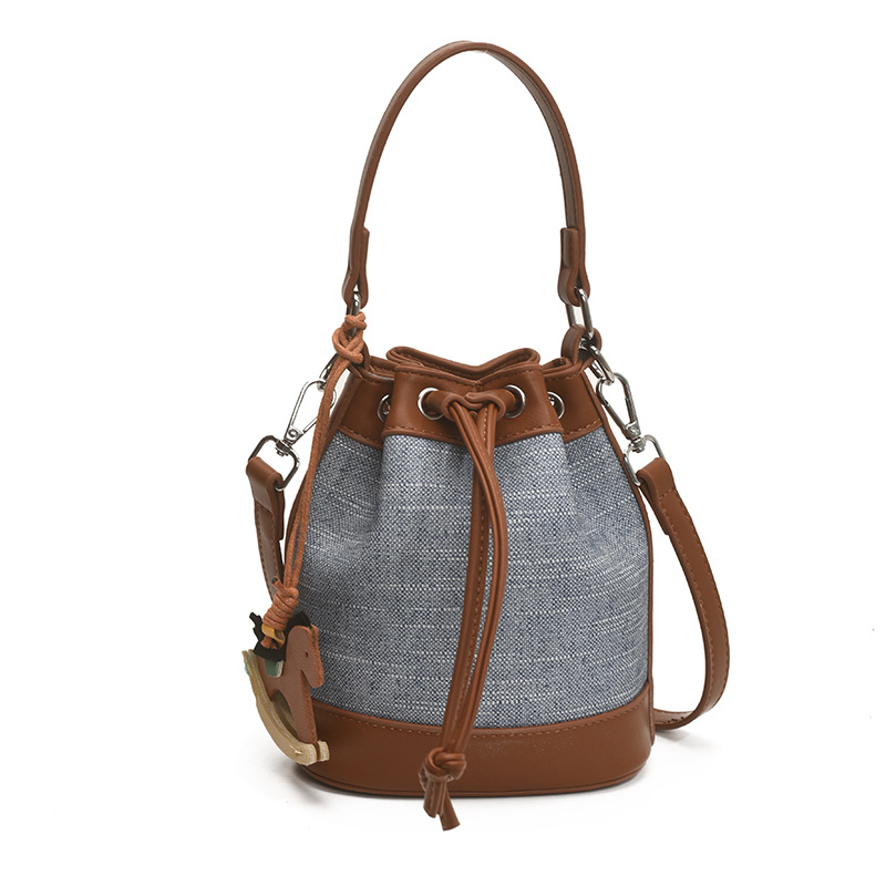 Cross-border fashion bucket bag 2025 new style niche single-shoulder bag drawstring crossbody bag High-end handbag for women Item Picture