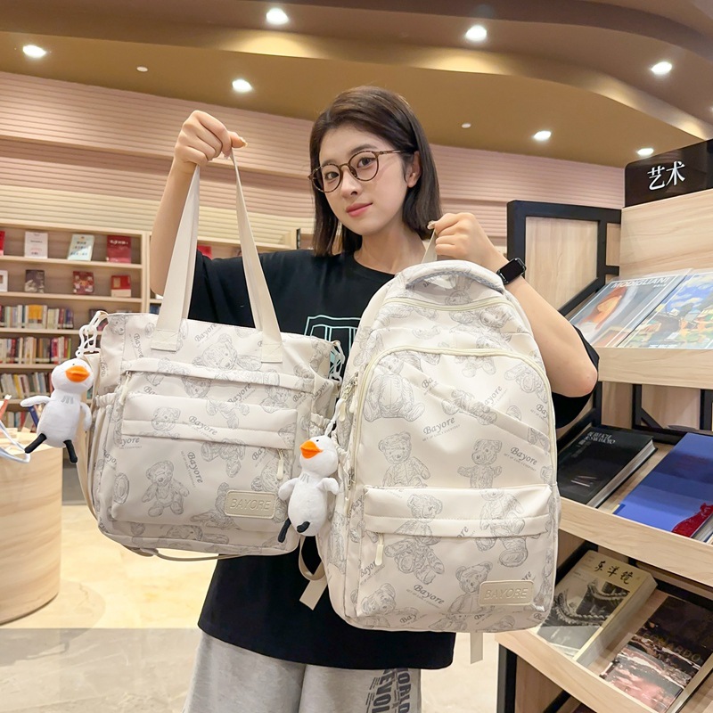 Cross-border Japanese-style Instagram casual backpack for girls, high school and junior high school, large-capacity, high-appearance-level backpack, simple and casual backpack full figure