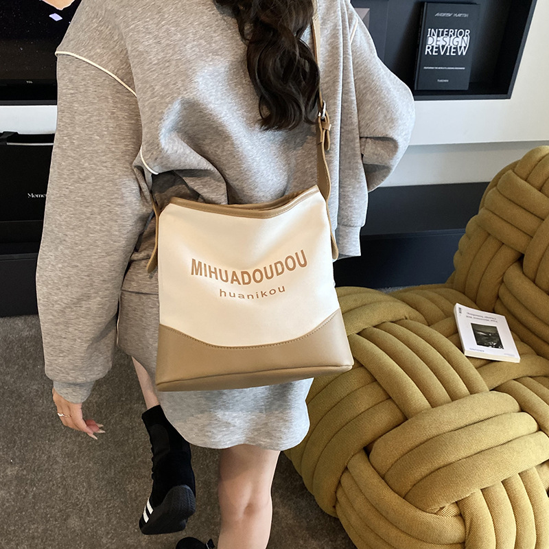 Casual bucket bag, large-capacity canvas bag, women's 2025 new style popular and versatile single-shoulder bag, women's crossbody bag details Picture