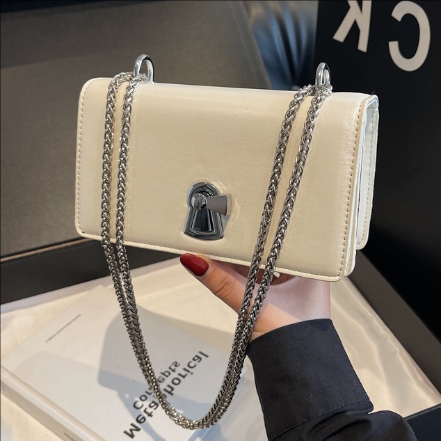Cross-border quality versatile chain bag for women 2025 new style casual and fashionable single-shoulder underarm bag, trendy crossbody small square bag full figure