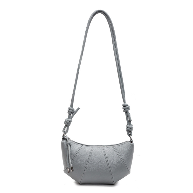 The new trendy and fashionable croissant bag for women in 2025 is a high-end and versatile single-shoulder crossbody bag Item Picture