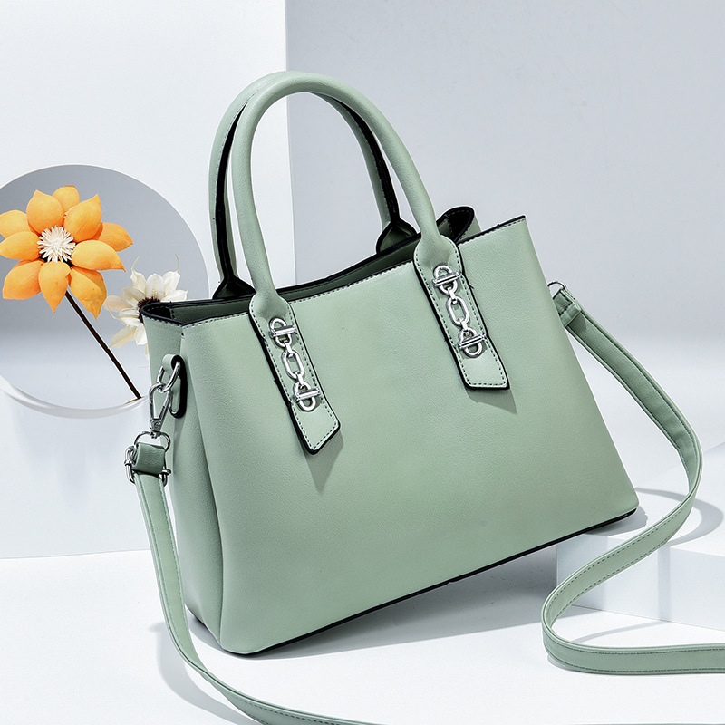 2022 New trendy, simple and elegant handbag for women, fashionable mom bag, large-capacity commuter women's bag full figure