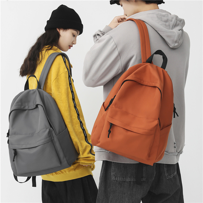 A simple and large-capacity Muji-style backpack for both men and women, designed for students in solid colors for junior and senior high school full figure