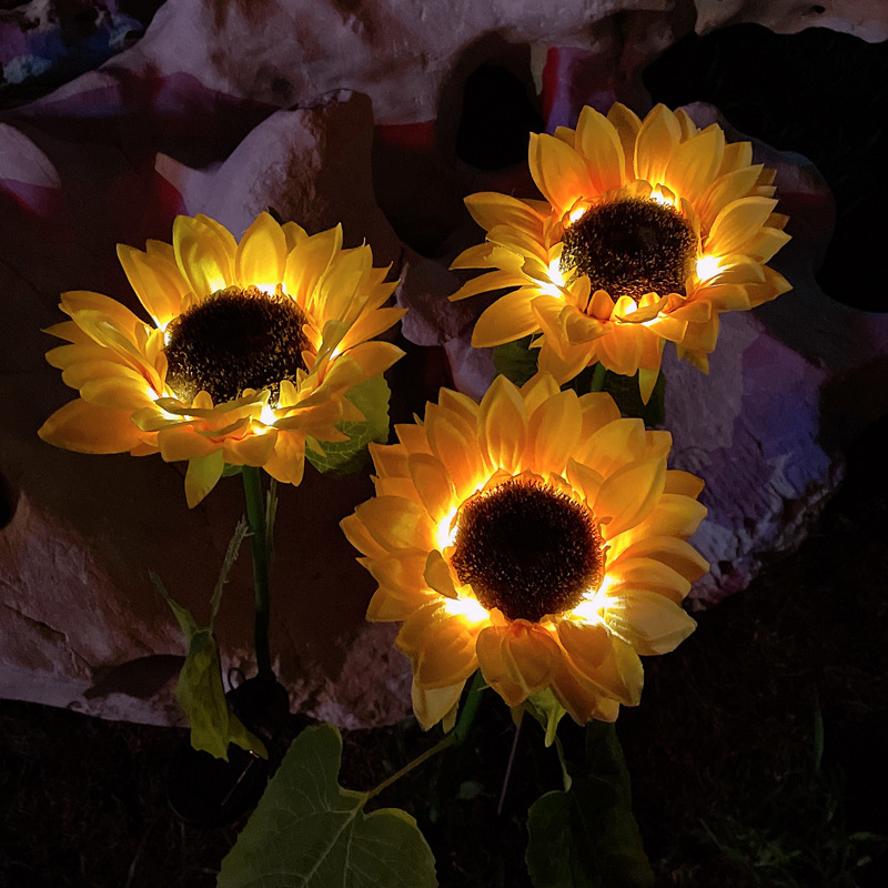 Cross-border Amazon led solar sunflower three-head lawn courtyard decorative landscape outdoor light source manufacturer Item Picture