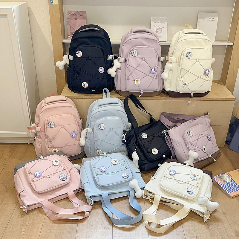 High-appearance-level schoolbags for junior high school girls, college and high school students, travel bags, large-capacity workwear backpacks, designed backpacks details Picture