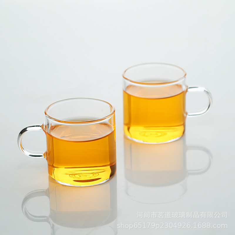 High borosilicate glass small tea cups, water cups, transparent handles, tasting cups, Gongfu tea sets, tea brewing cups, and small cups Application Scenario