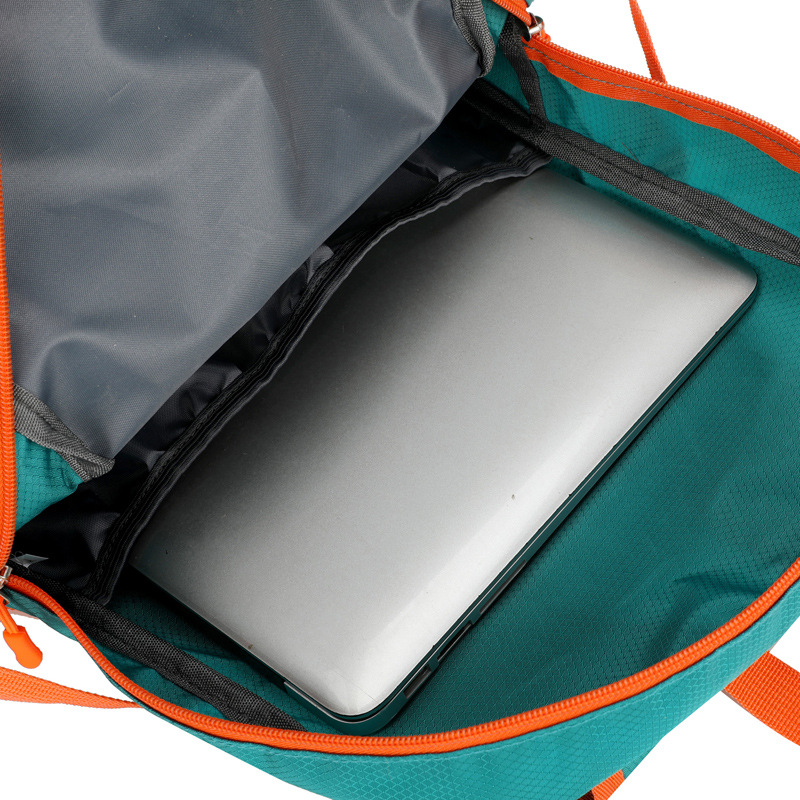 New men's backpacks, lightweight cycling, large-capacity travel bags, outdoor hiking and mountaineering bags, simple folding backpacks Application Scenario