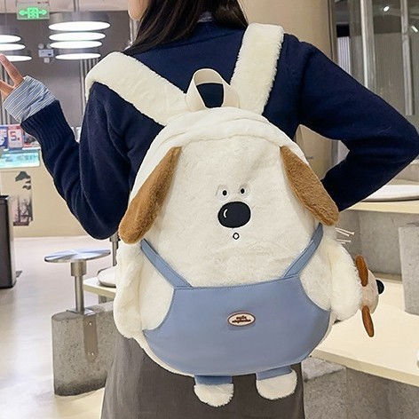 New cute plush puppy backpack for autumn and winter, a small backpack for women's Instagram outings, a Japanese-style student storage backpack full figure