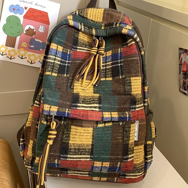2024 New retro checkered bag with large capacity, suitable for women, high school and college students, casual travel backpack for women full figure