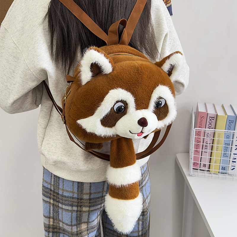 A cute cartoon little bag, a versatile and multi-functional single-shoulder bag for women's commuting. A new little raccoon doll children's backpack Specification drawing