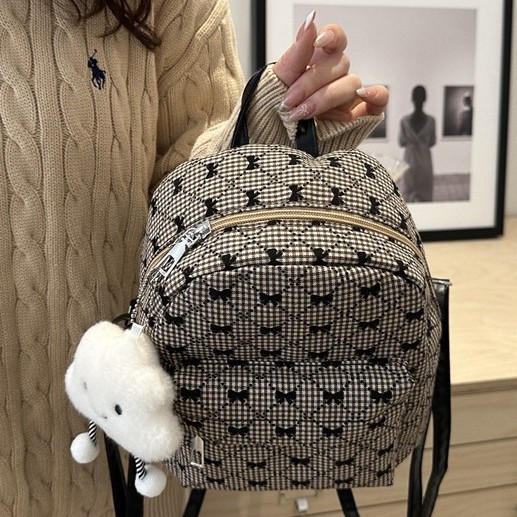Sweet mini hand-held backpack for women 2025 New style, trendy and versatile fabric, fresh bow print small backpack Application Scenario
