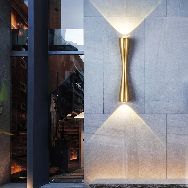 Wholesale modern and simple indoor and outdoor hotel corridor, entrance, bedside, staircase LED long horn wall lamps details Picture