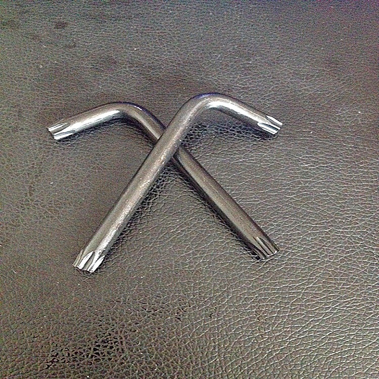 The manufacturer produces and sells medium and high carbon steel hardened and quenched L-shaped double-ended star-shaped tool wrenches T30-30*90 undefined