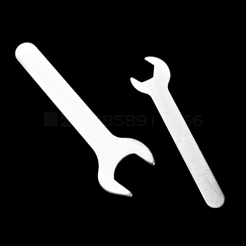 The manufacturer's single-head open-end stamping small wrench is cheap. The iron sheet wrench can be customized in a variety of cost-effective specifications. It is a hardware tool Specification drawing