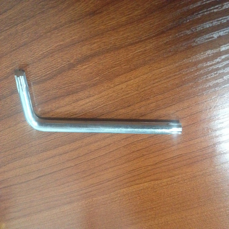 The manufacturer produces and sells medium and high carbon steel hardened and quenched L-shaped double-ended star-shaped tool wrenches T30-30*90 Specification drawing
