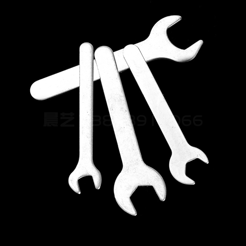 The manufacturer's single-head open-end stamping small wrench is cheap. The iron sheet wrench can be customized in a variety of cost-effective specifications. It is a hardware tool Application Scenario