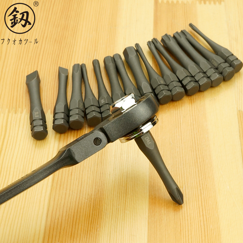 Fukuoka Tools' multi-angle ratchet wrench socket set, special-shaped screwdriver, plum blossom screwdriver bit FO-3140 Application Scenario