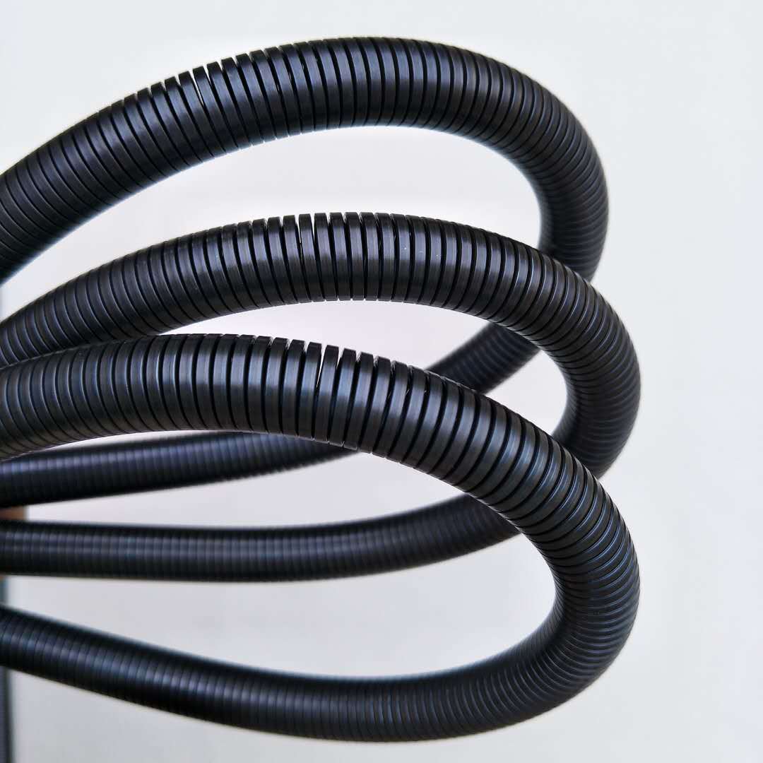 Liansu Zhongcai is a manufacturer of pipe springs, PVC pipe springs, cold-bent springs, pipe benders and bending springs full figure