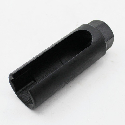 Automotive oxygen sensor sleeve disassembly wrench tool, tools for 22mm and 21mm oxygen sensor sleeves Application Scenario