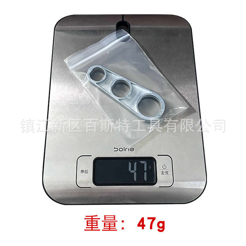 Six-in-one wrench, faucet aerator disassembly wrench, water outlet disassembly tool, universal wrench Specification drawing