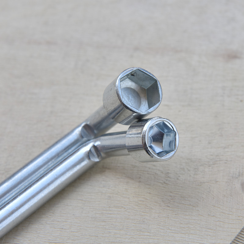 Wholesale of multiple models of wrenches from the manufacturer, carbon steel sleeve matching tools, L-shaped pipe galvanized 13 single-head forklift wrenches details Picture