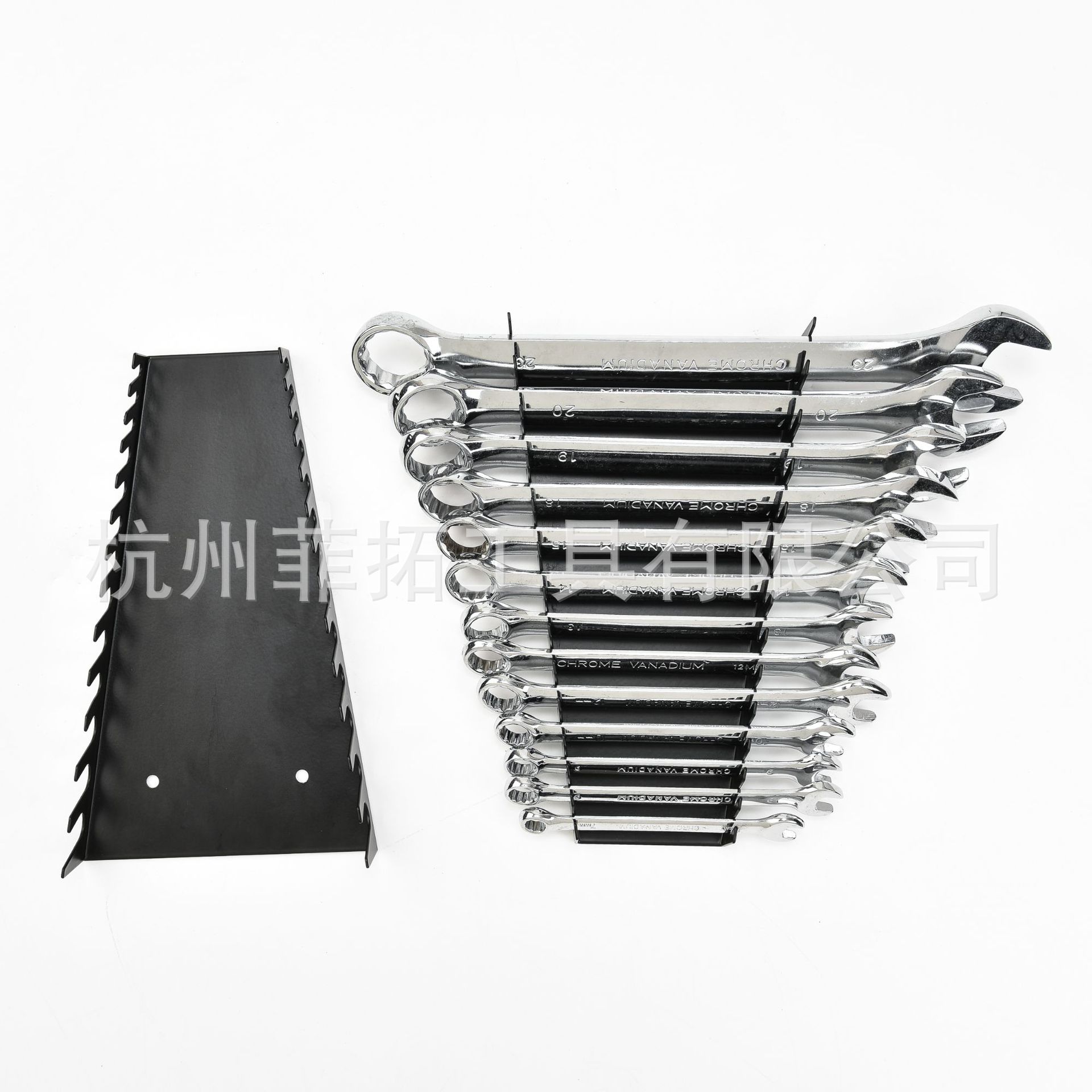 Auto repair wrench rack, hardware tool hanging rack, auto repair work desk hanging board accessories, magnetic triangular wrench Application Scenario
