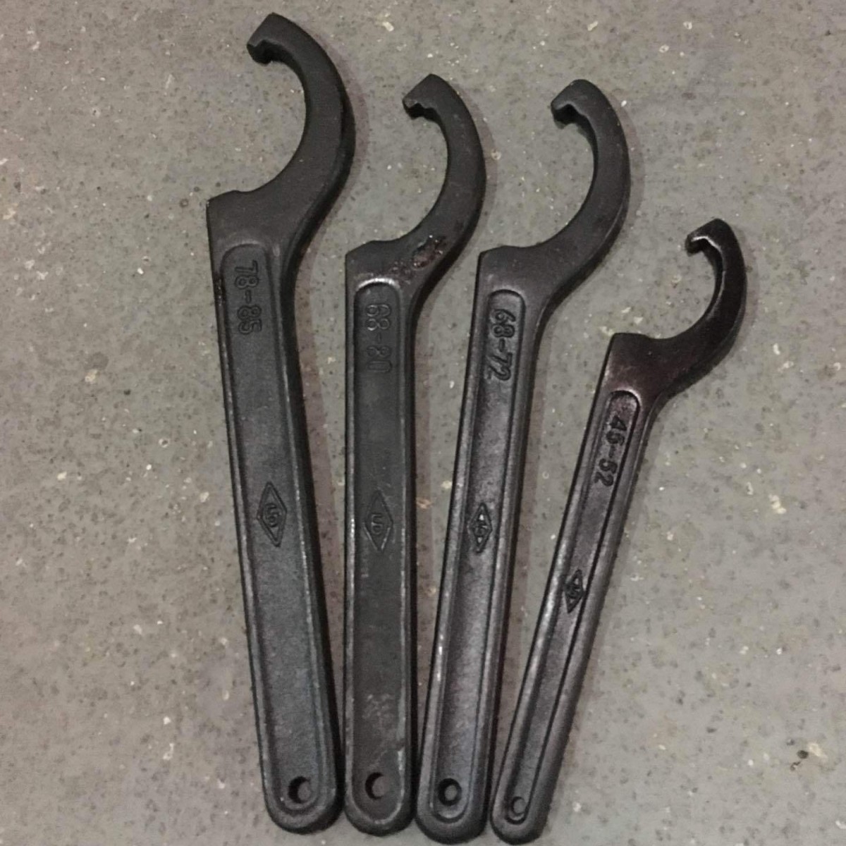LD non-standard crescent wrench, hook wrench, round nut wrench, side hole hook wrench Item Picture